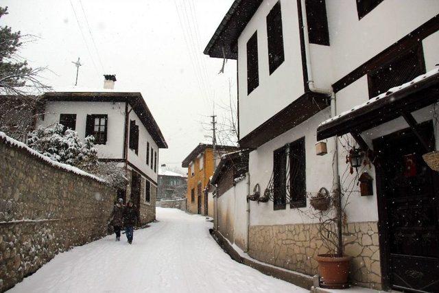 Karabük’te Kar Hayatı Olumsuz Etkiledi