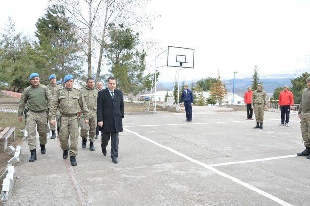 Kaymakam Kapankaya’dan Komandolara Moral