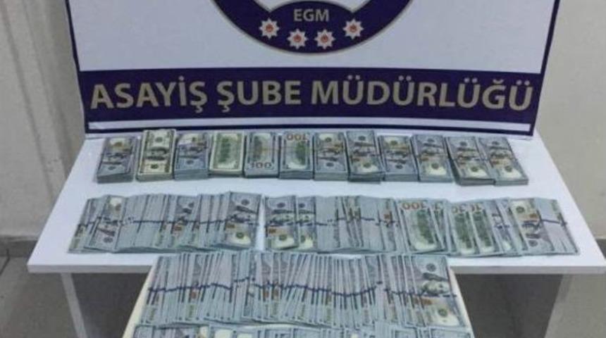 Fet&ouml;&rsquo;ye Yardım Ettiğini İddia Ederek 216 Bin Dolar Parasını Aldılar