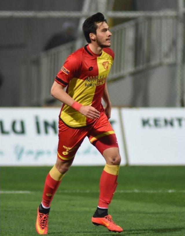 Göztepe'de Umut Nayir Unutuldu