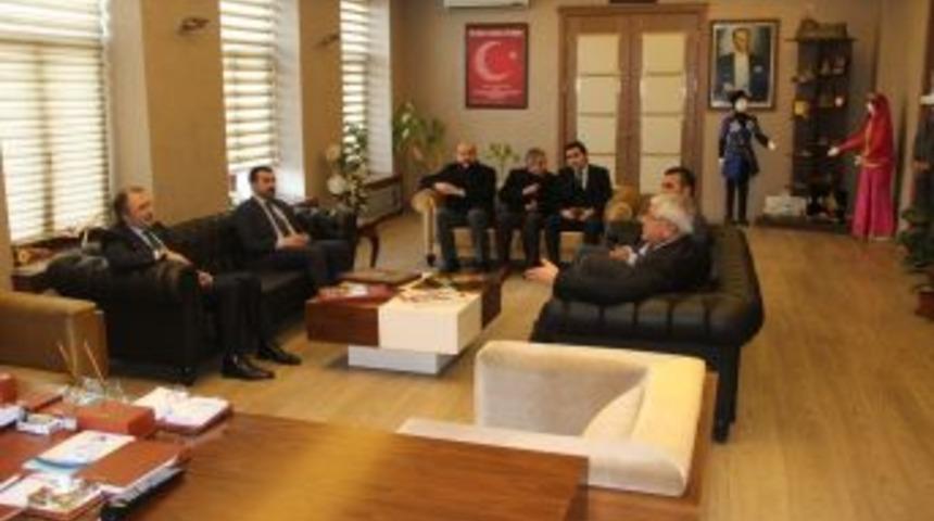 Bakan Yardımcısı Yavilioğlu, Başkan Kara&ccedil;anta&rsquo;yı Ziyaret Etti