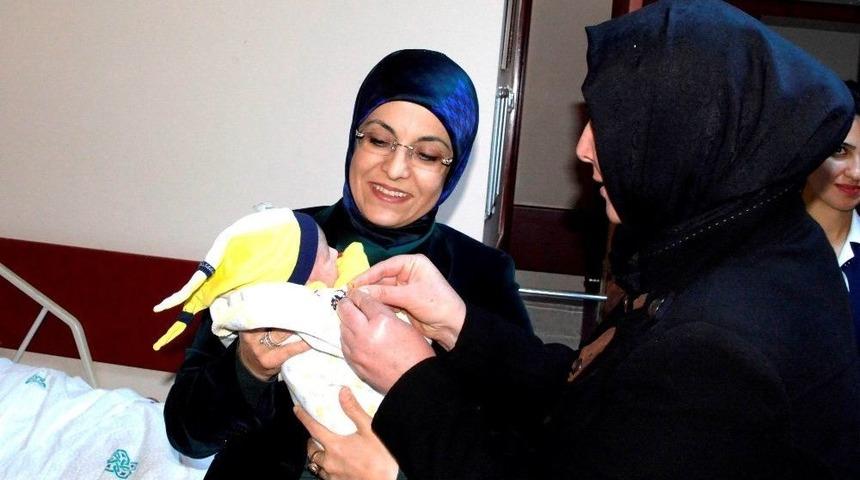 Meram Belediyesinden "iyi Ki Doğdun Bebek" Projesi