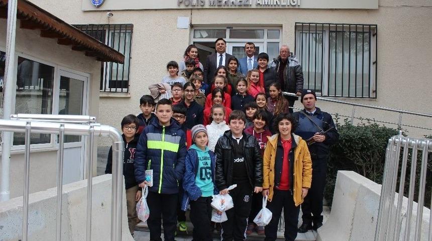 &Ouml;ğrencilerden Emniyet Ziyareti