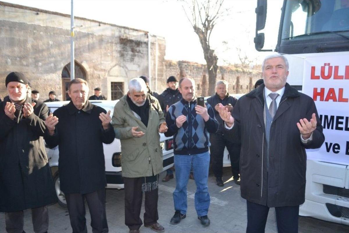 Halep&rsquo;e Gidecek Tırlar Dualarla Uğurlandı