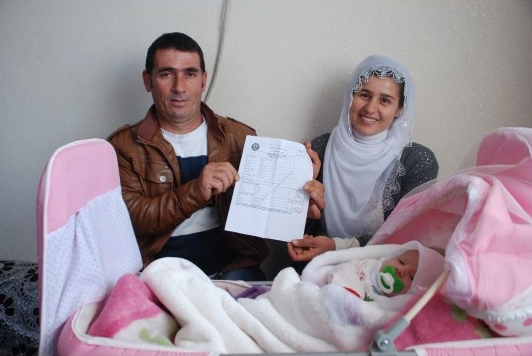 Yeni Doğan Bebeklerine &lsquo;evet&rsquo; İsmini Verdiler