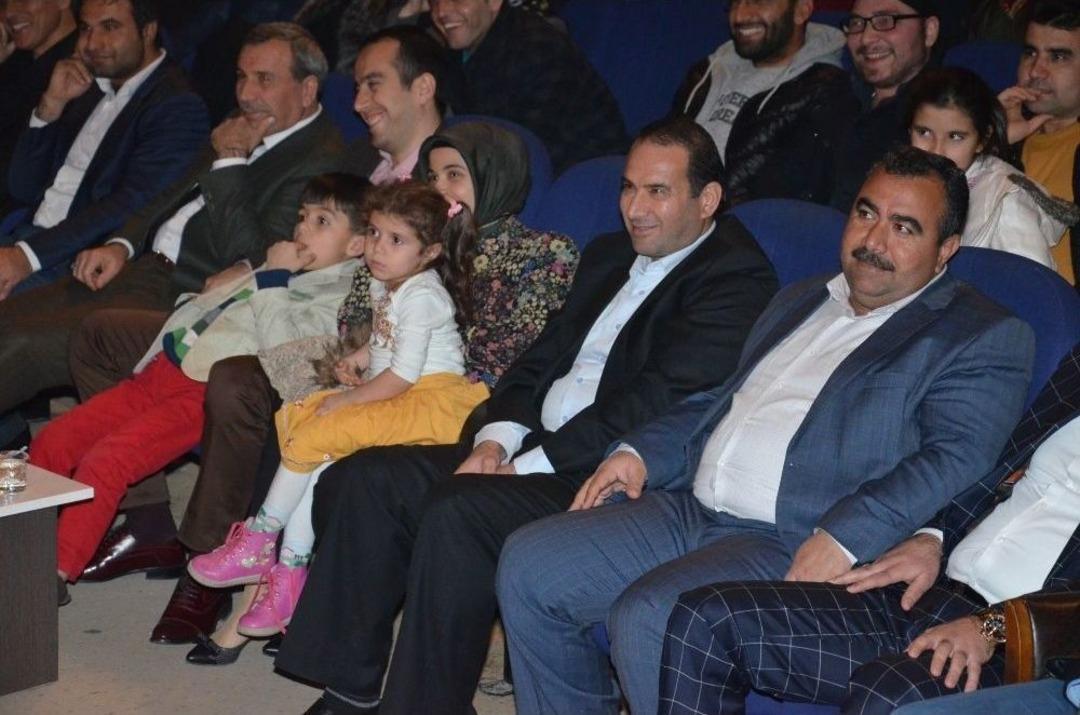 Viranşehir&rsquo;de &rsquo;&rsquo;hayatlı Evin Hayaleti-2 Tiyatro Oyunu Sergilendi