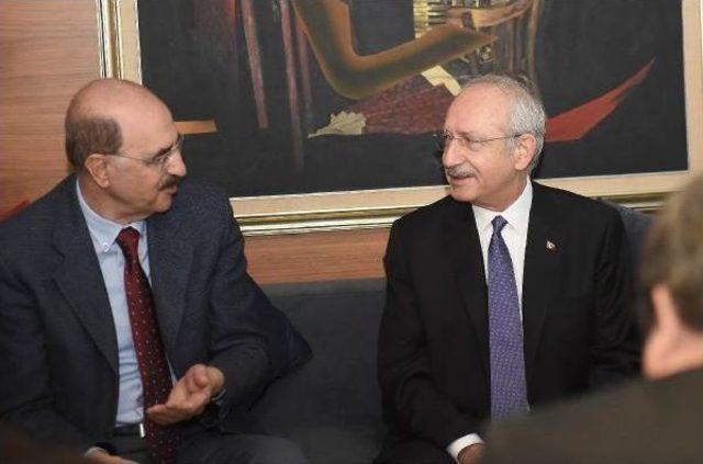 Kılıçdaroğlu, Gazeteci Yazar Hüsnü Mahalli Ile Görüştü