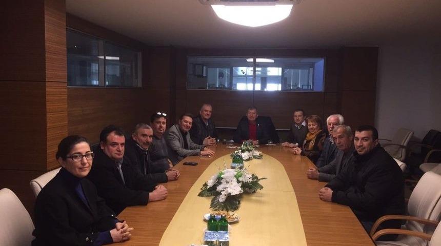 Menemen Muhtarlar Derneğinden Ticaret Odasına Ziyaret