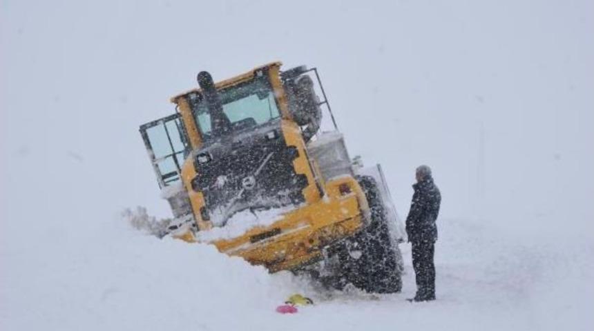 Y&uuml;ksekova'da Hamile Kadın I&ccedil;in 5 Saat S&uuml;ren Kurtarma Operasyonu