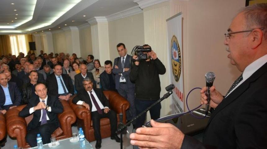 Başkan Kutlu Esnafa Yeni Anayasa Ve Yeni Cumhurbaşkanlığı Sistemini Anlattı