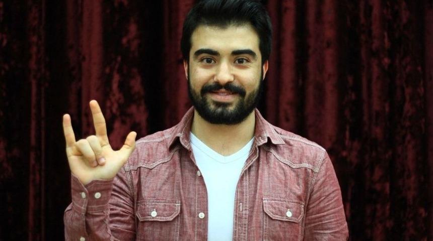 Tiyatroya Bir De Bu Perdeden Bakın