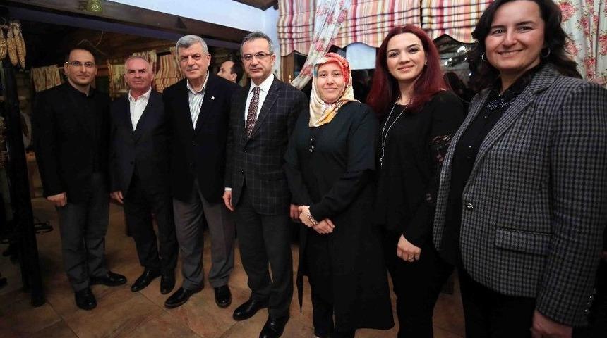 Başkan Karaosmanoğlu: Gen&ccedil;liğimizin Mimarı Annelerimizdir&rsquo;&rsquo;