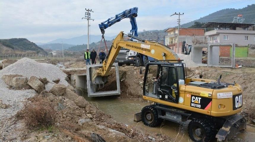 Taşkınlar İ&ccedil;in &Ouml;nlem Alınıyor