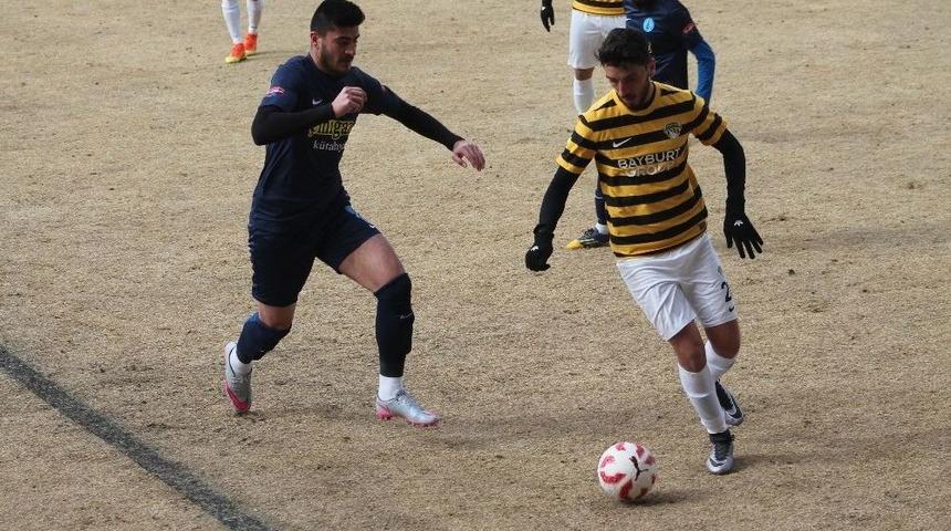 Bayburt Farklı Kazandı