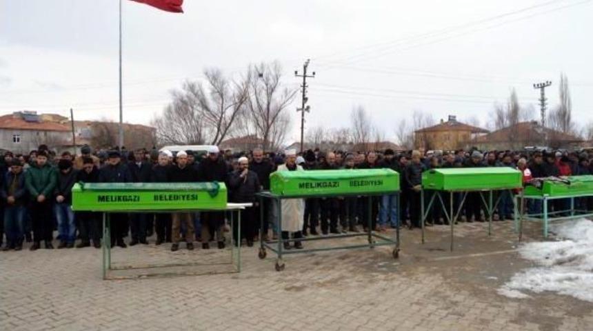 Kayseri'deki Trafik Kazasında Ölü Sayısı 5’E Yükseldi (2)