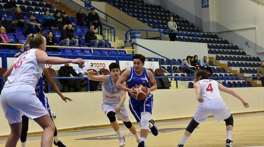 Bornova Becker Spor Seriyi Devam Ettiremedi