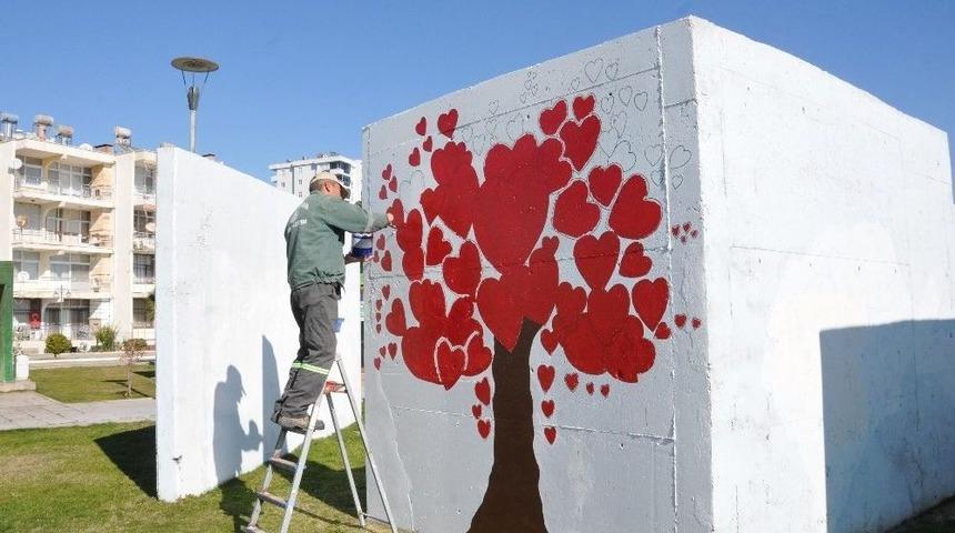 Erdemli&rsquo;de Parklarda Bahar Hazırlığı Başladı