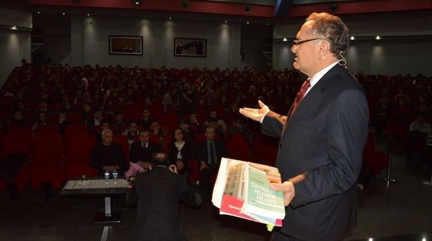 Eğitimci Yazar Kadir Keskin Gen&ccedil;lerle Buluştu