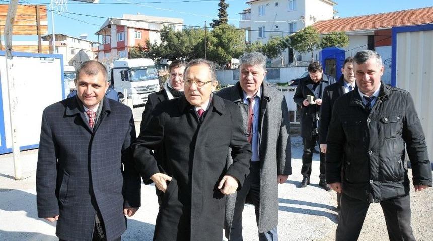 Deprem B&ouml;lgesine Yardım Yağıyor