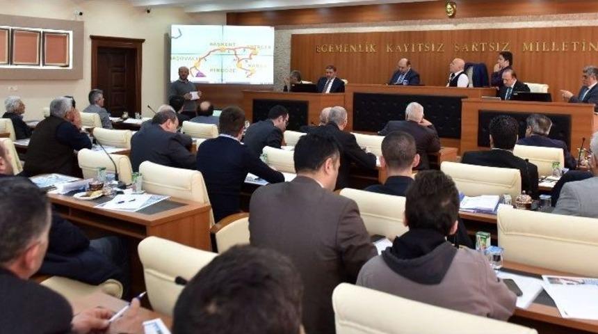 Başkan Sekmen Muhtarları Dinledi