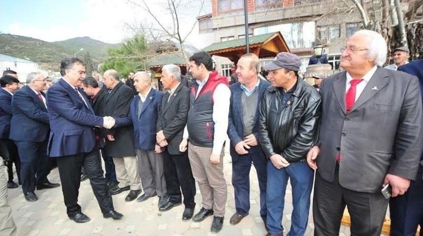 Vali Al, Bah&ccedil;e&rsquo;de Muhtarlar Ve Stk Temsilcileri İle Bir Araya Geldi