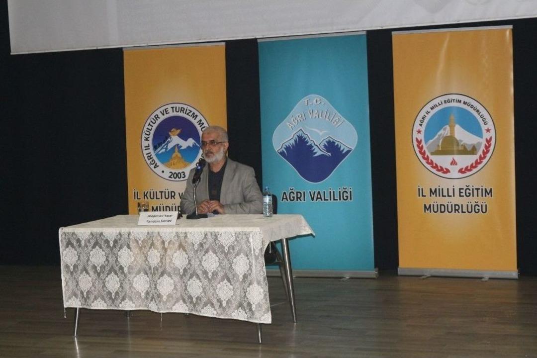 Ağrı&rsquo;da &lsquo;her Ay Bir Konu, Bir Konuk&rsquo; Programı