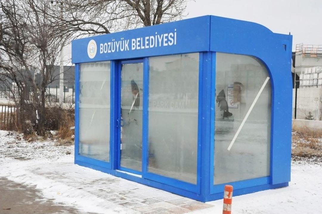 Boz&uuml;y&uuml;k&rsquo;te 11&rsquo;inci Klimalı Durak Vatandaşların Hizmetinde