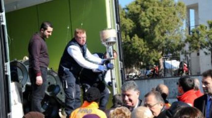 Deprem Bölgesinde Hayat Normale Dönüyor (2)