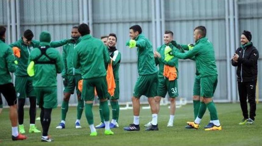 Bursaspor Kayseri Ma&ccedil;ının Taktik Provasını Yaptı
