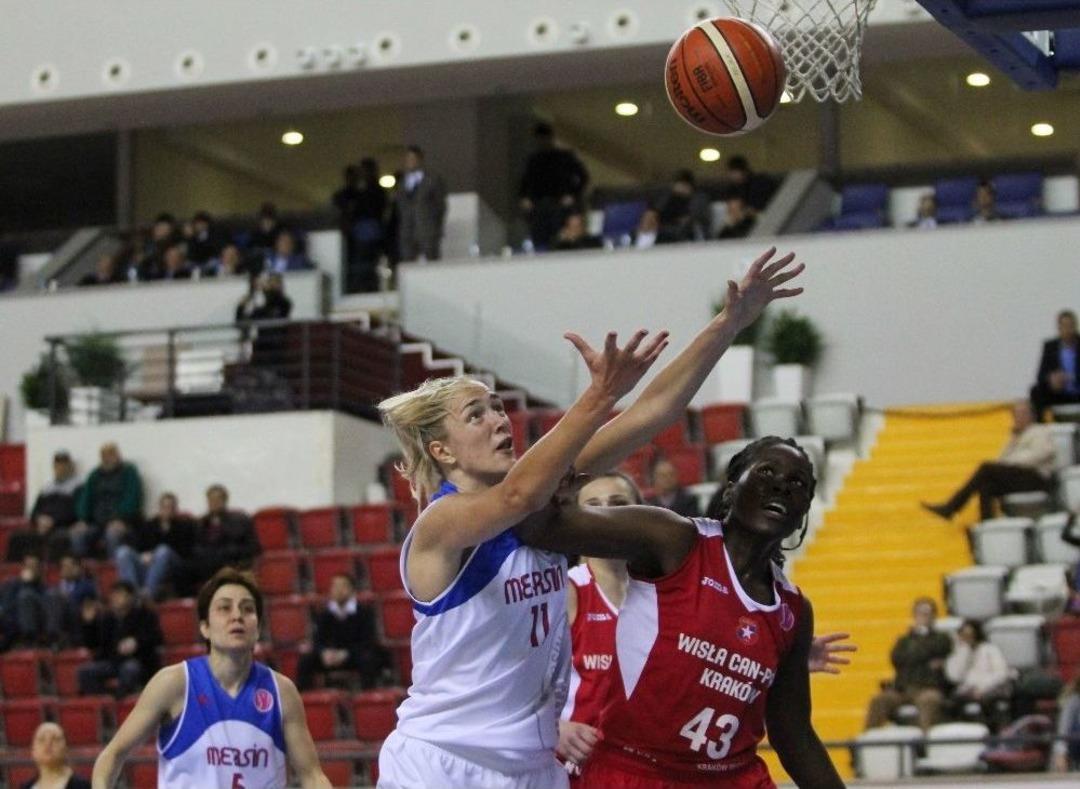 Mersin Avrupa&rsquo;da Havlu Attı