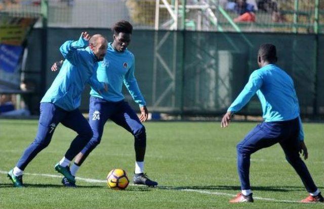 Aytemiz Alanyaspor Trabzonspor’A Hazırlanıyor