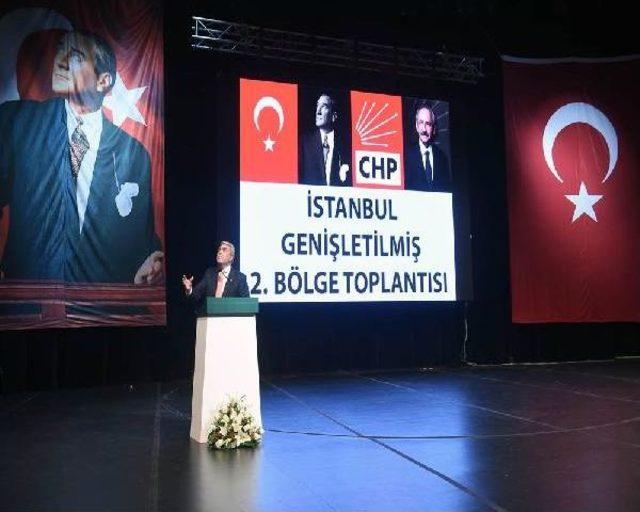 Kılıçdaroğlu Partisinin İstanbul 2. Bölge Il Başkanları Toplantısına Katıldı