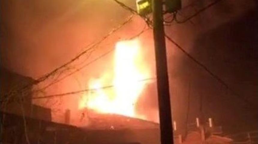 Konya&rsquo;da Cami Yangını