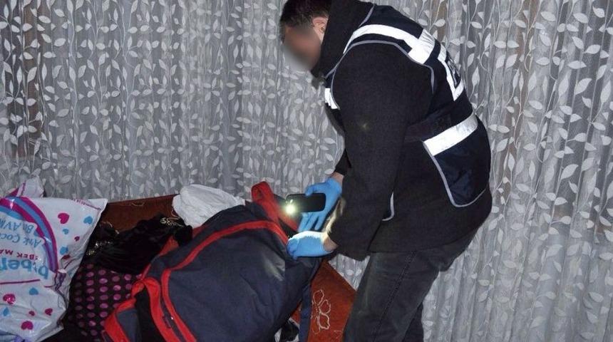 60 Bin Liralık Ziynet Eşyası &Ccedil;alan 2 Kişi Tutuklandı