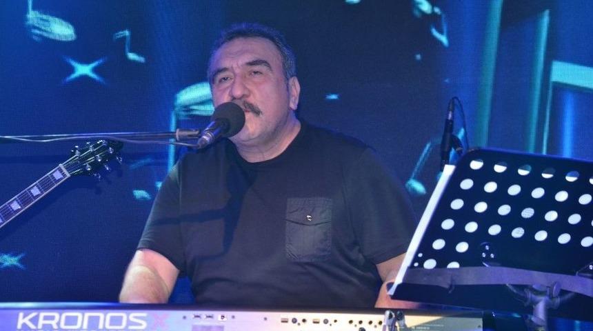 &Uuml;mit Besen Ve Pamela Uludağ&rsquo;da Final Konseri Verdi