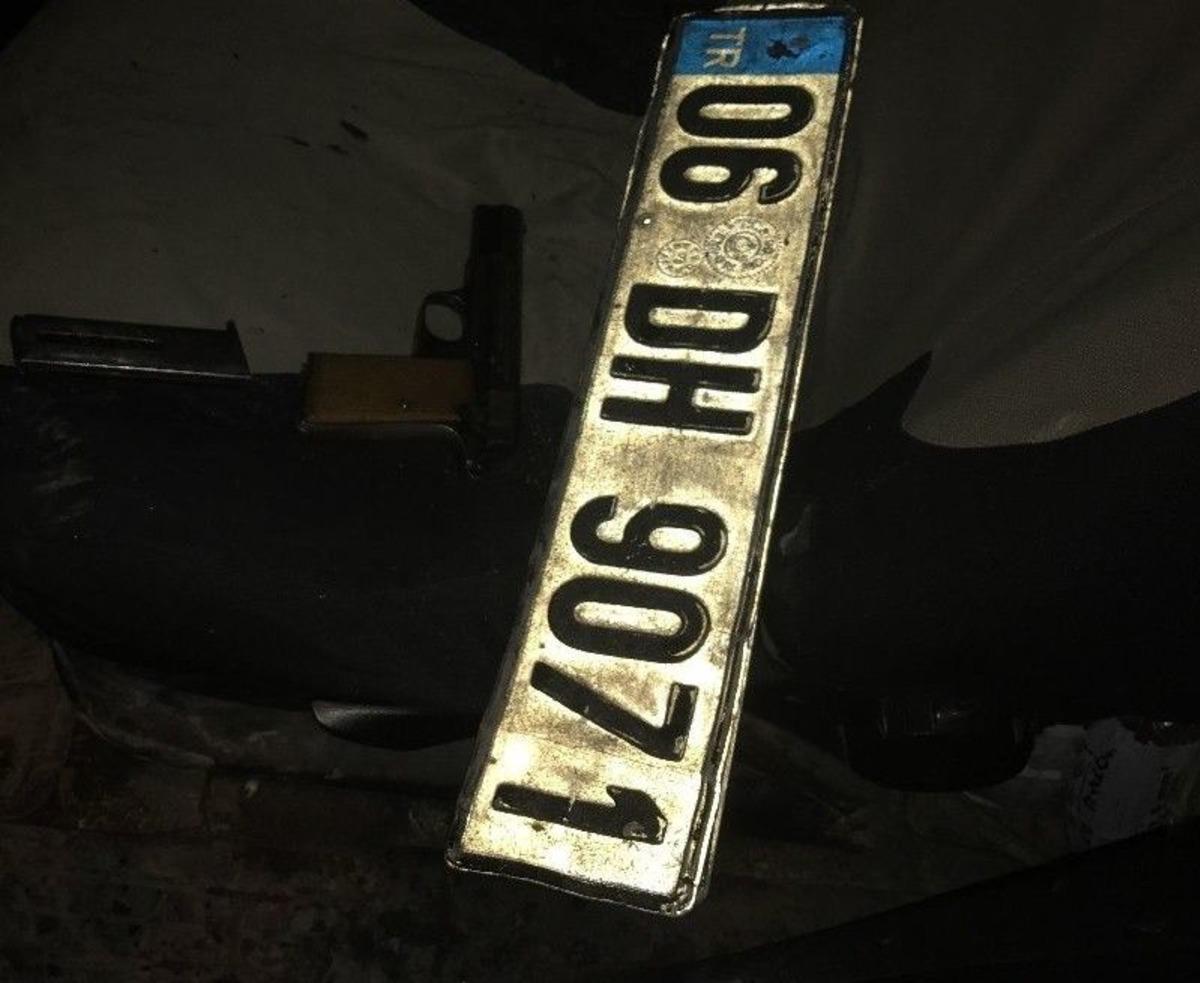 Polisten Ka&ccedil;tılar Yakalanınca &rsquo;&rsquo;uyuşturucunun Etkisindeyiz&rsquo;&rsquo; Dediler