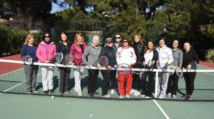 Kortların 73'l&uuml;k Raketi