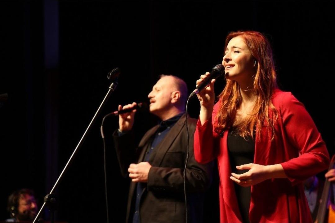 20 Yıllık Dostluk Fotoğraf Sergisiyle Ta&ccedil;landı