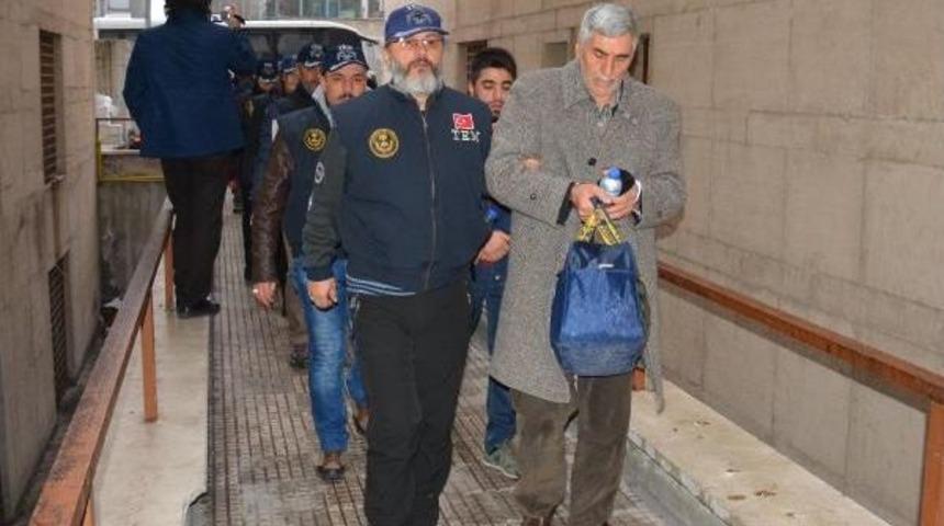 Bursa&rsquo;Da Ter&ouml;r &Ouml;rg&uuml;t&uuml; Pkk Propagandasına 14 G&ouml;zaltı