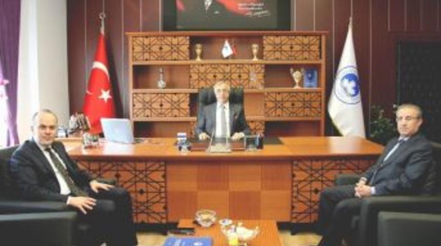 Kırklareli &Uuml;niversitesi Rekt&ouml;r&uuml; Prof. Dr. B&uuml;lent Şeng&ouml;r&uuml;r&rsquo;e Hayırlı Olsun Ziyareti