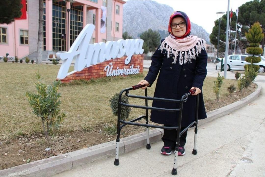 1,30&rsquo;luk Sevgi&rsquo;nin Yiğit&rsquo;liği