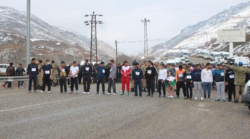 Korucu Adayları Kıyasıya Yarıştı