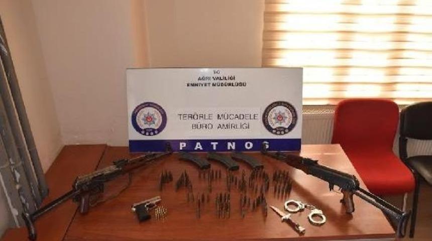 Pkk Propagandası Yapanın Evinde 2 Kalaşnikof Bulundu