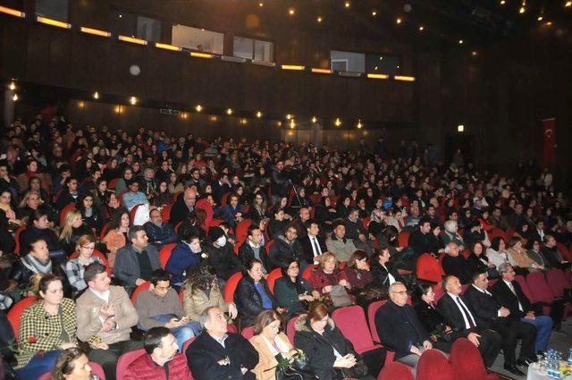 Tarsus&rsquo;ta Sunay Akın&rsquo;a Yoğun İlgi 1