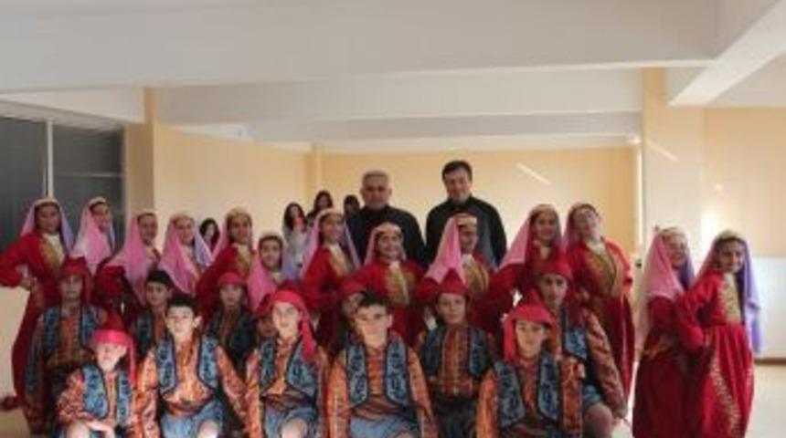 Mahmudiye Ortaokulu Halk Oyunlarında Birinci Oldu