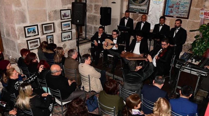 Adanalılar Sanat M&uuml;ziğine Doydu