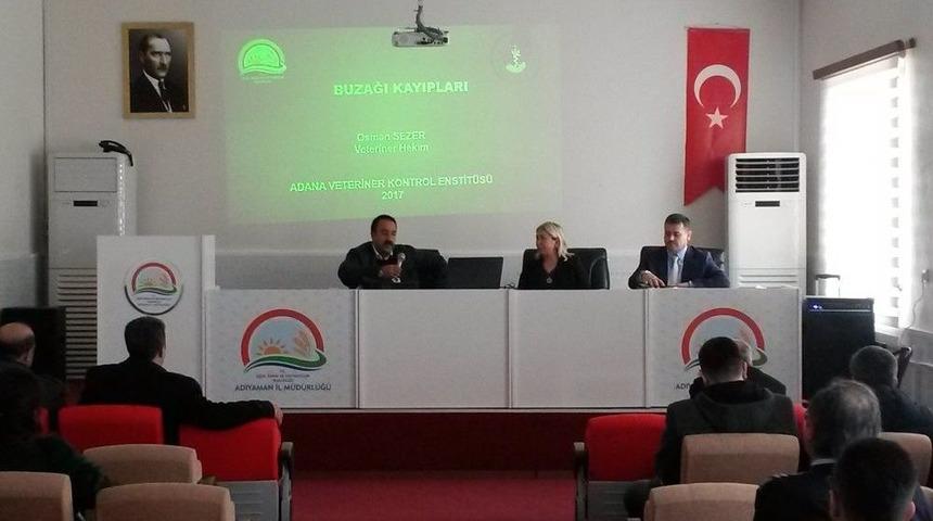 Buzağı &Ouml;l&uuml;mlerinin Nedenleri Konuşuldu