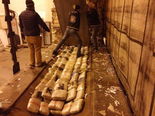 İpsala&rsquo;da 298 Kilo Uyuşturucu Ele Ge&ccedil;irildi 1