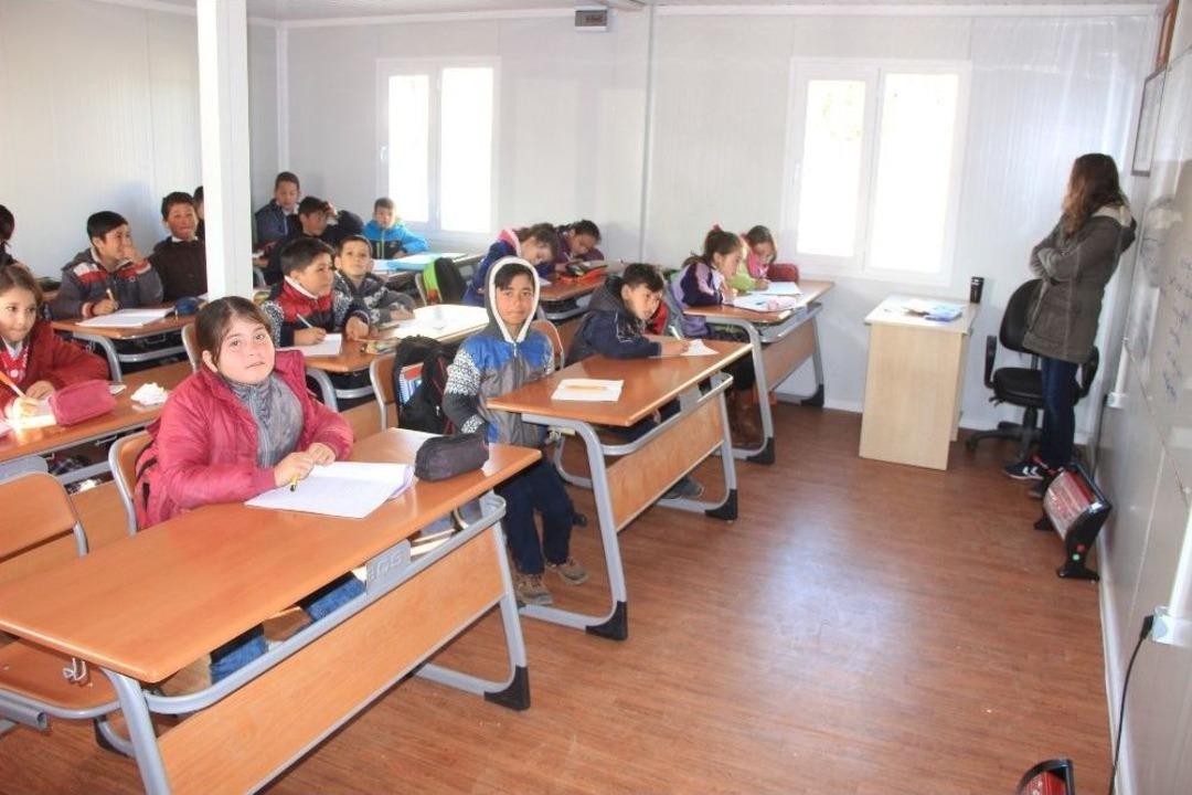 Deprem B&ouml;lgesinde Hayat Normale D&ouml;n&uuml;yor