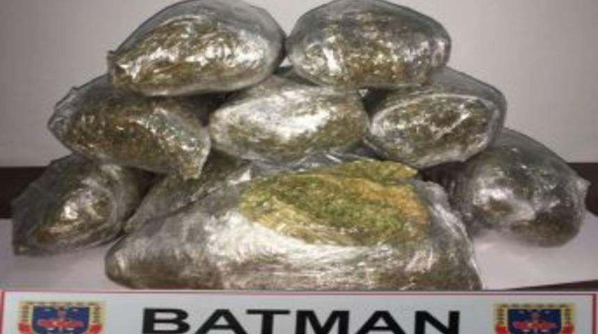 Batman&rsquo;da 11 Kilogram Esrar Ele Ge&ccedil;irildi